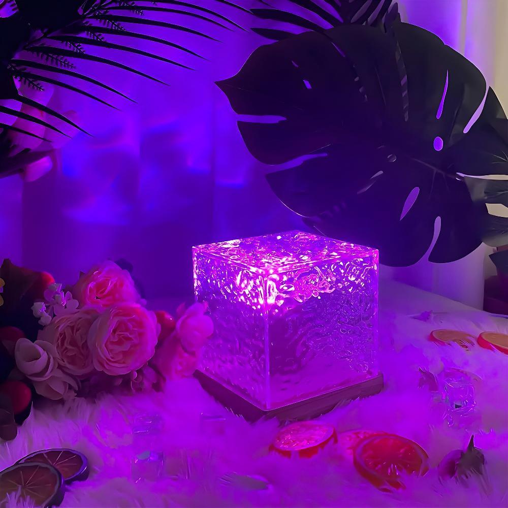 Aurélis Projection Cube – Rotating LED Lamp with Water Glow Effect & 16 Color Modes