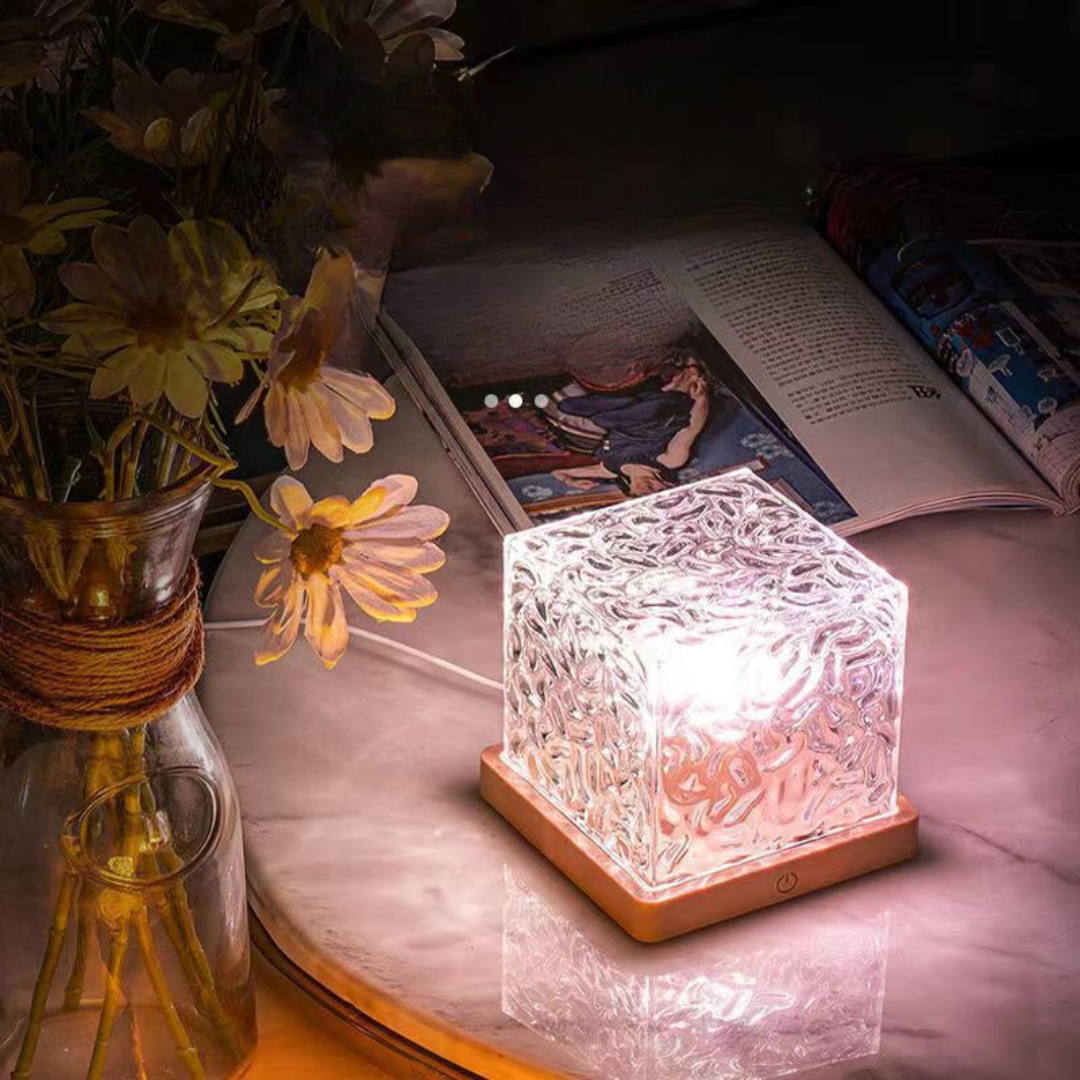 Aurélis Projection Cube – Rotating LED Lamp with Water Glow Effect & 16 Color Modes
