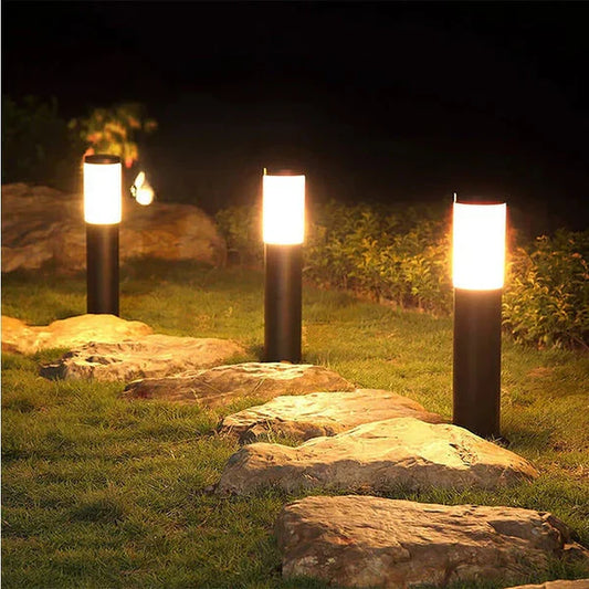 Liora Solar Spike Light – Weatherproof Stainless Steel Garden Lamp with Sensor